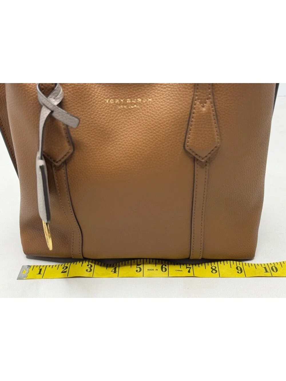 Tory Burch Perry Small Triple Compartment Tan Pebbled Leather Tote Handbag P28